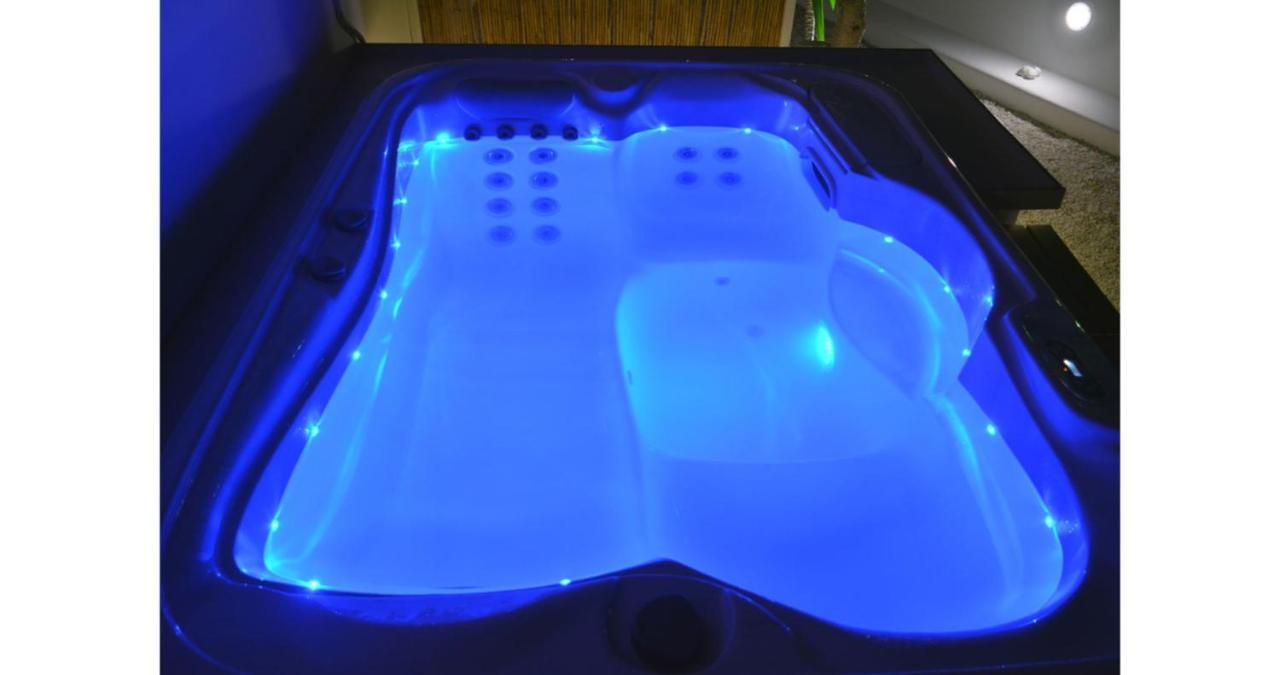 Апартаменты Pier'S House Jacuzzi Поллония Экстерьер фото